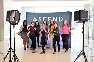 52458437384_e3a074574a_c